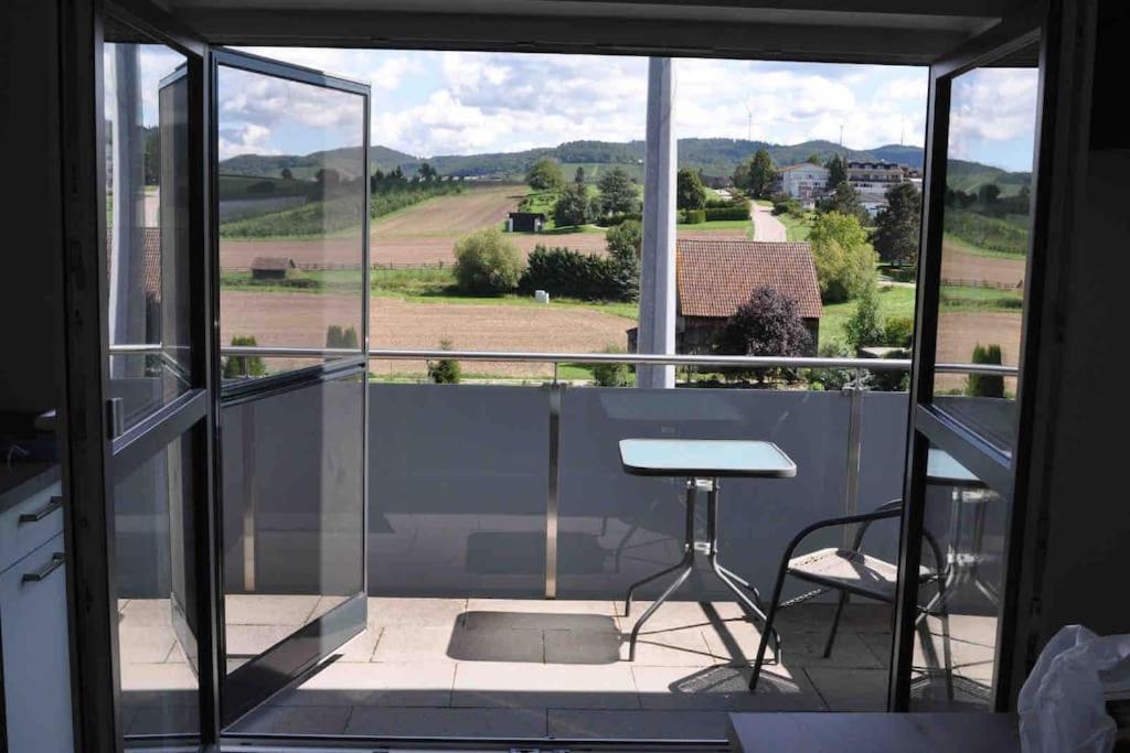 3 Zimmer Neubauwohnung In Der Schwaebischen Toskana Loewenstein Exterior photo